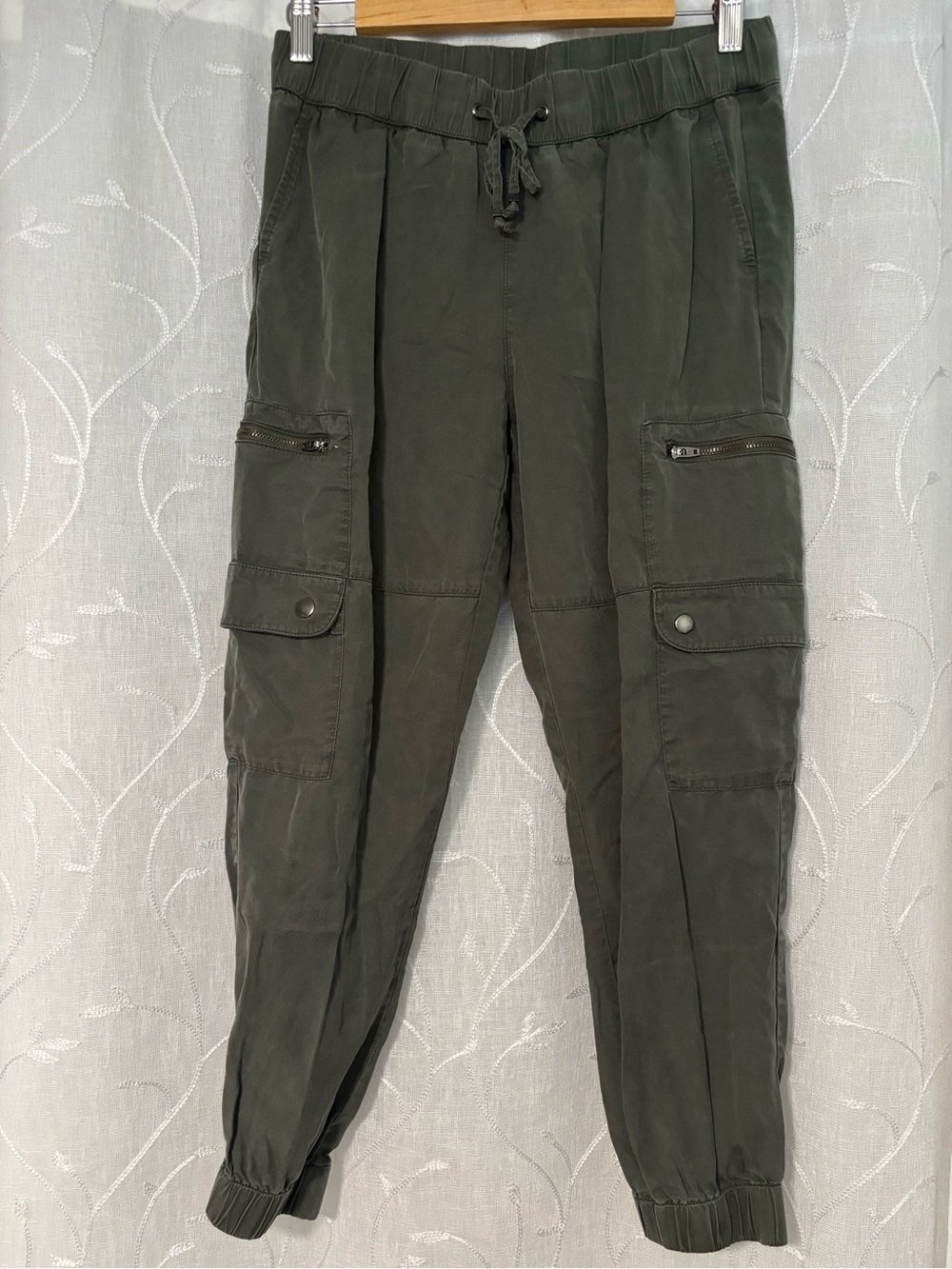 Banana Republic Olive Green Cargo Jogger Pants